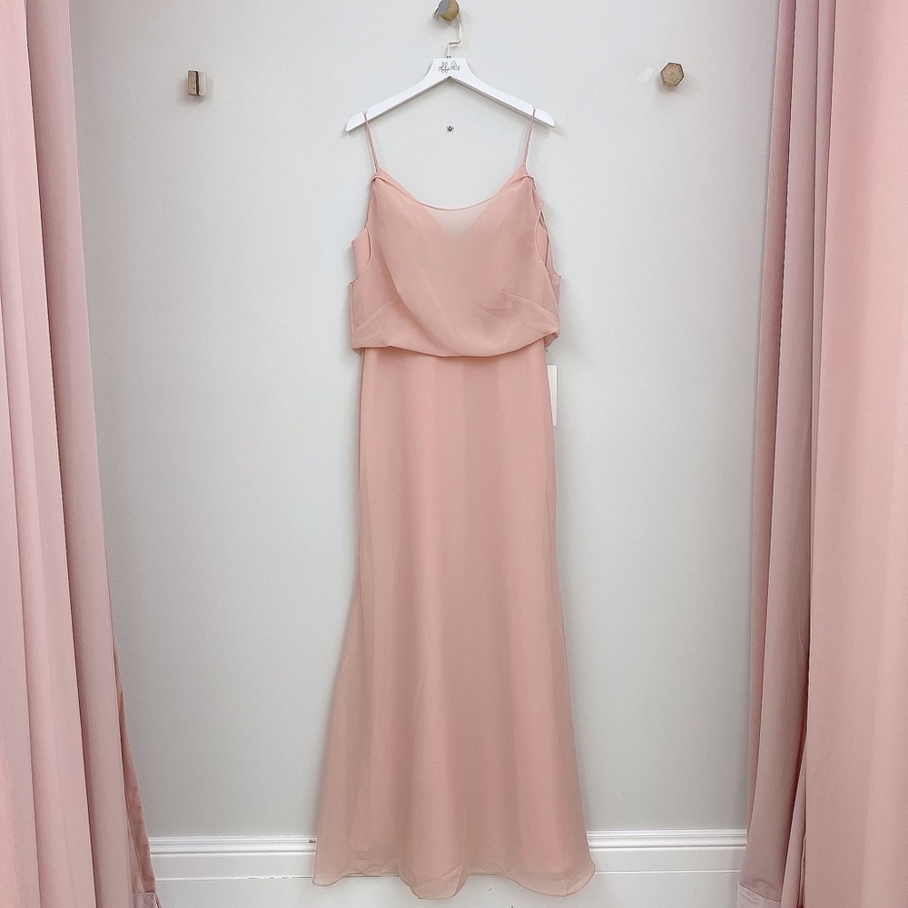 Christina Wu Style #22955 Rose Sz 6
